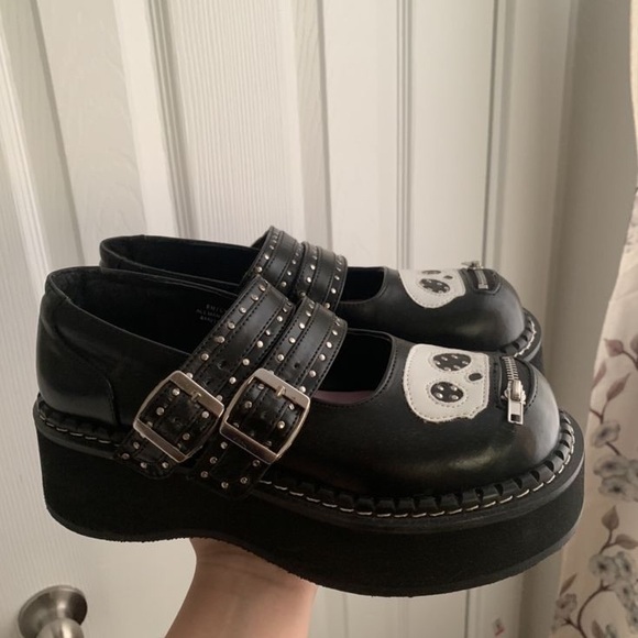 ISO DEMONIA’S Emily 222 & Emily 309 Size 6.5/7 - Picture 2 of 3